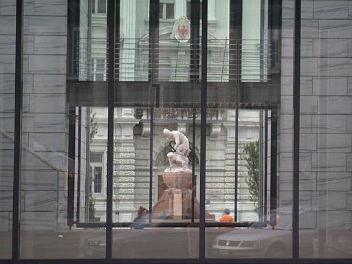 f03.jpg
